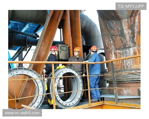 贝林厄姆对阵塞尔塔血染赛场，坚持战斗展现队长担当